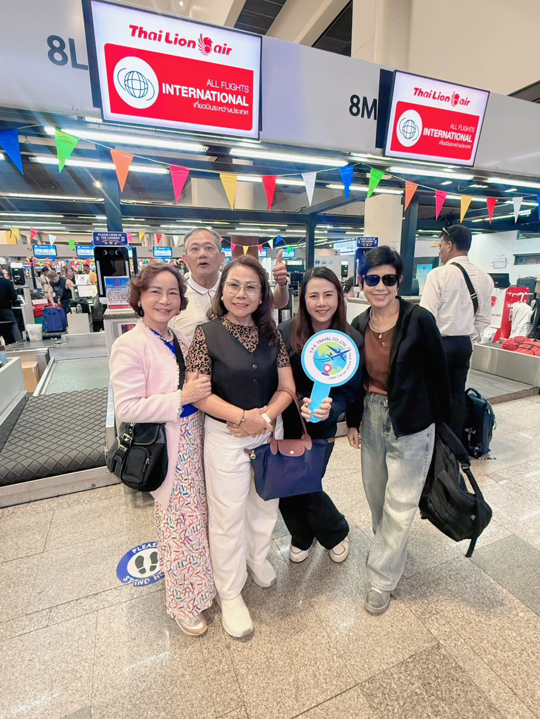 ส่งลูกค้าไปชิ่งเต่า  17-22 เม.ษ69